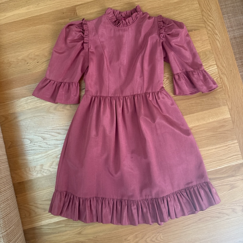 Batsheva Raspberry Moiré Prairie Dress

Size: 4
Color: Raspberry